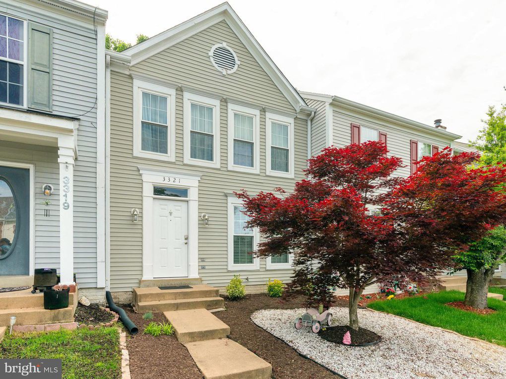 3321 Esquarre Ct, Woodbridge, VA 22193